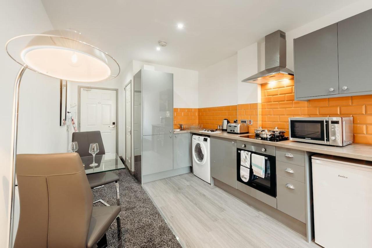 Halifax House, Studio Apartment 209 Buitenkant foto